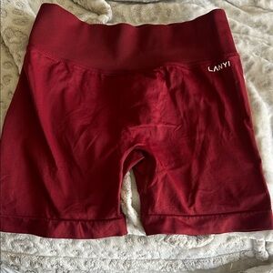 Women's Red Lanyi Dfyne Shorts size small